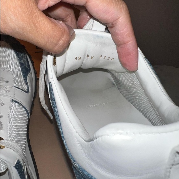Louis vuitton runway sneakers - Picture 10 of 13